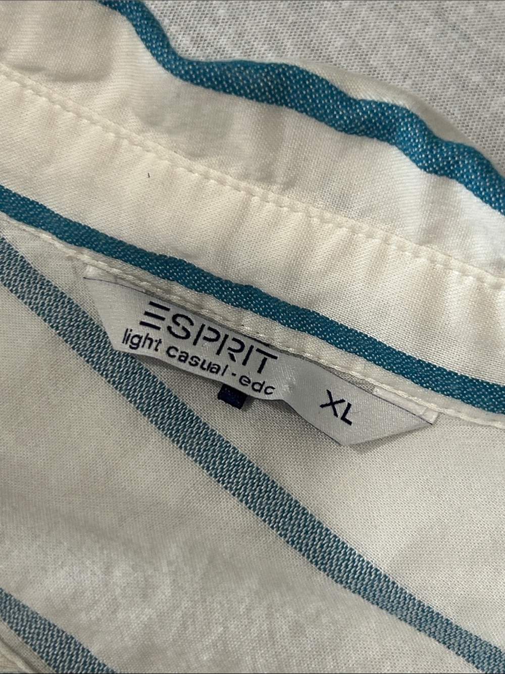 Esprit Striped Button-Up Shirt in White and Teal Sz XL - Picture 3 of 7